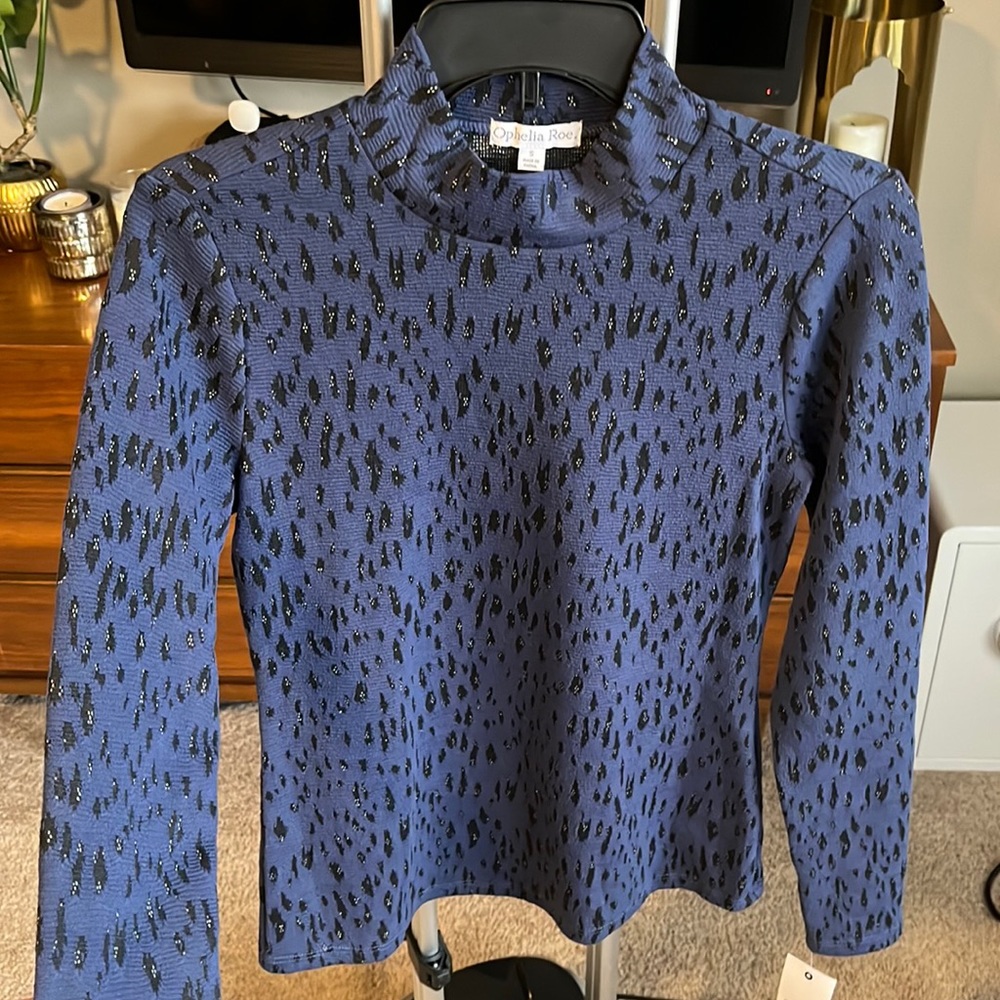 NWT long sleeve navy animal print